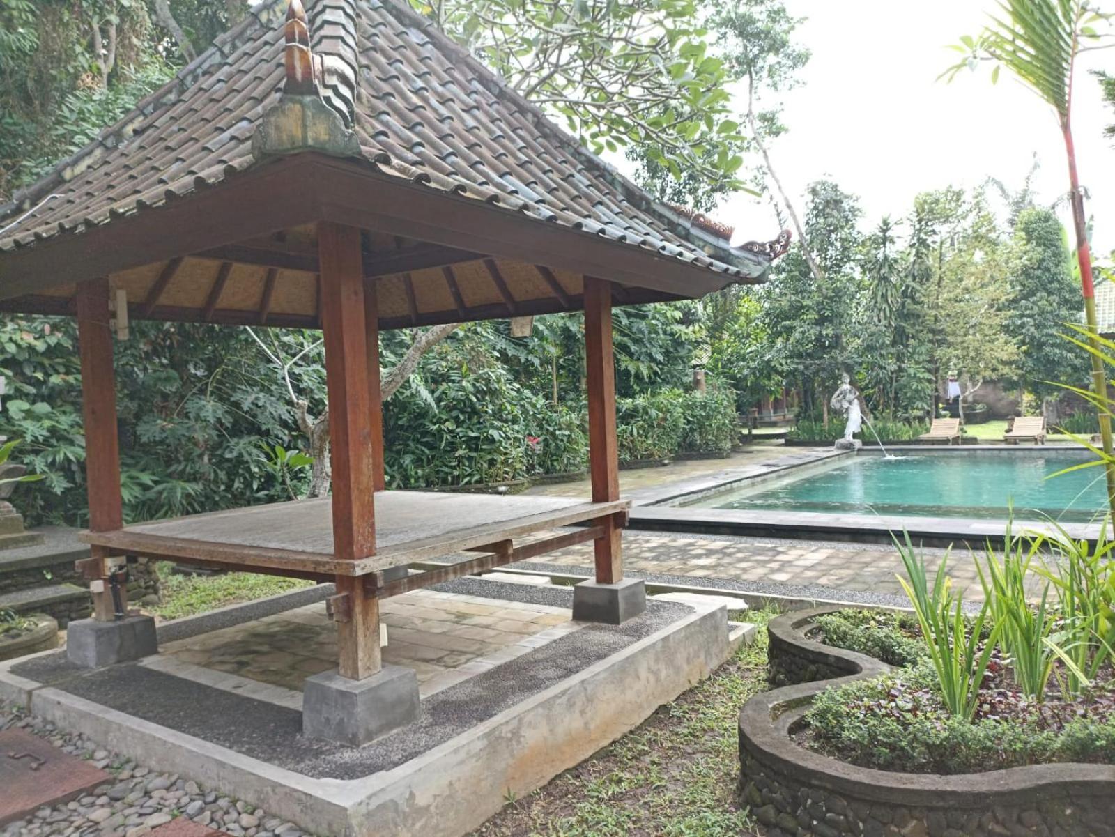 Wana Ukir Villa Ubud Exterior foto
